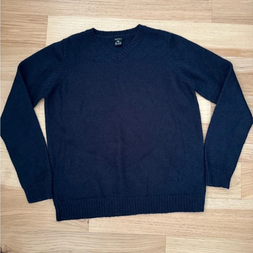 Novica Men's Peruvian Alpaca Wool Blend Classic Pullover V- neck Sweater, Sz XL - Picture 8 of 8